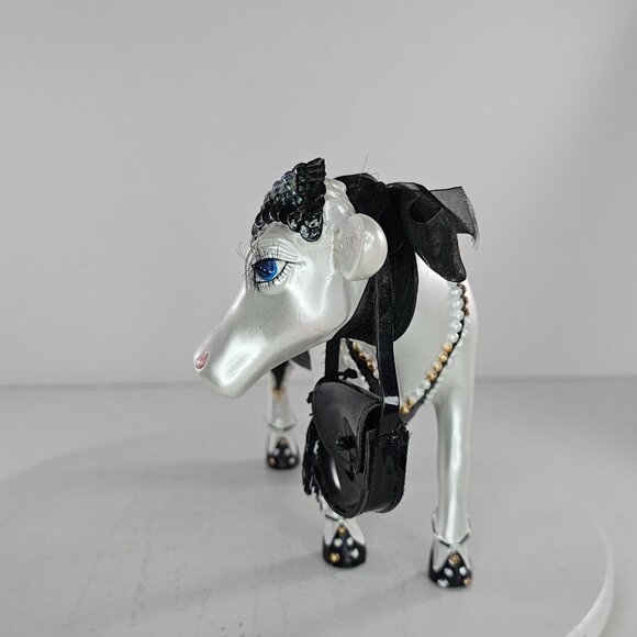 2001 Enesco Treasured Bovines Large Queen Of Her Heard Cow Sisters Too - Picture 3 of 8